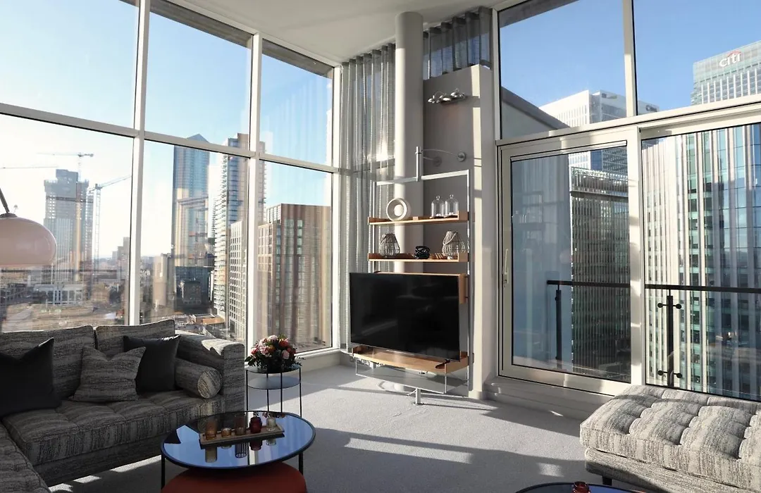 Fraser Place Canary Wharf-1